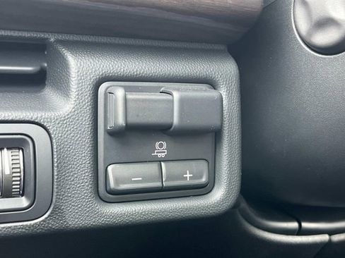 New 2025 GMC Sierra EV Denali image 28