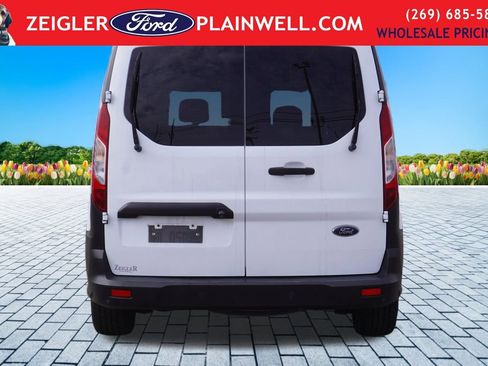 Used 2019 Ford Transit Connect XL image 4