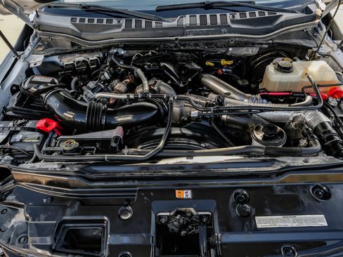 Used 2018 Ford F250 XLT AWD/4WD image 42