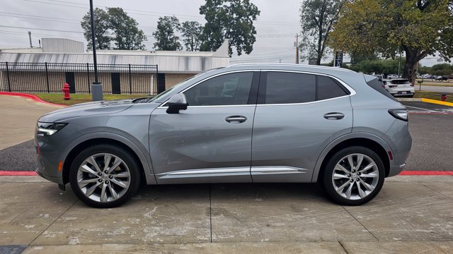 Used 2023 Buick Envision Avenir AWD/4WD image 2