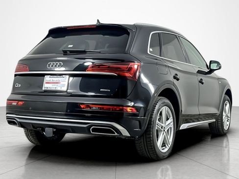 Used 2023 Audi Q5 e Premium Plus w/ Premium Plus Package image 5