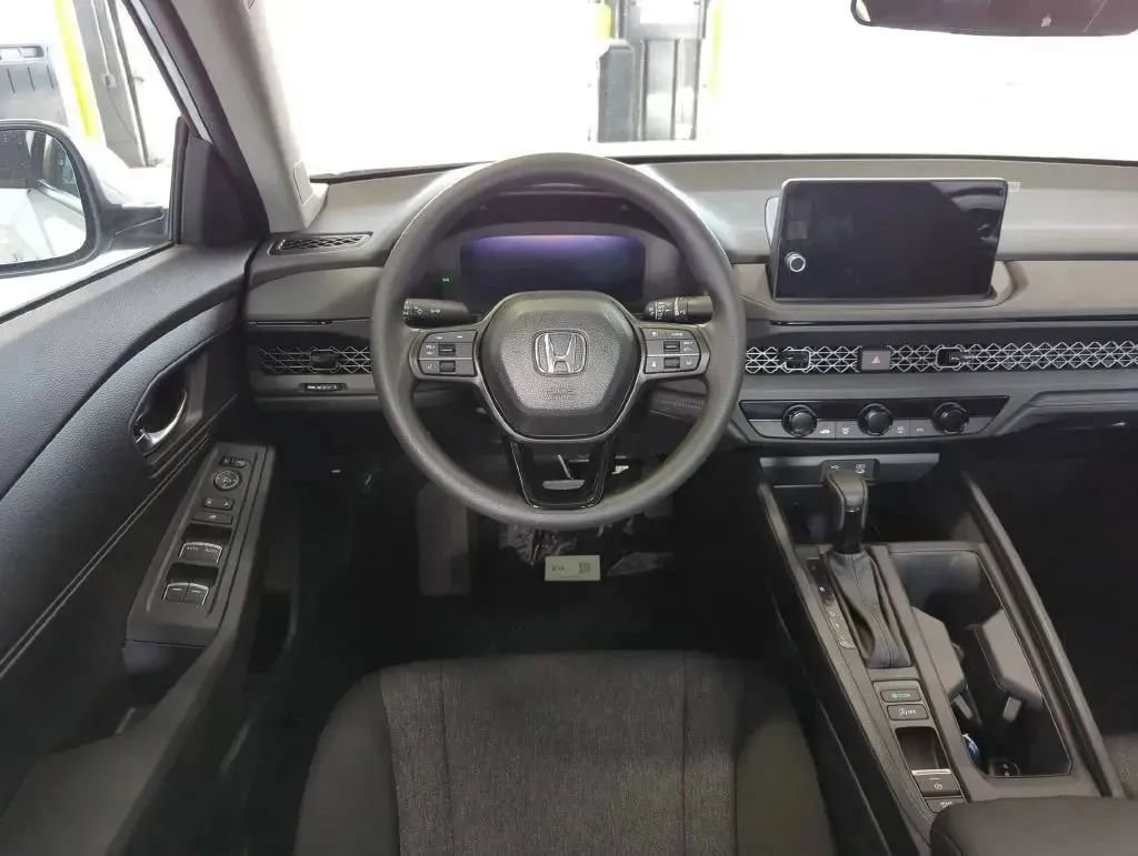 New 2026 Honda Accord LX image 23