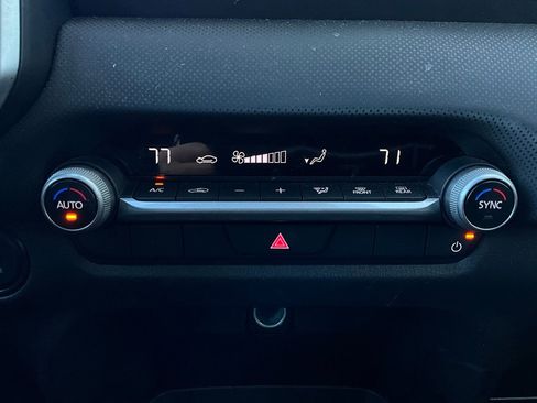 Used 2025 MAZDA CX-50 AWD 2.5 S w/ Select Package image 25