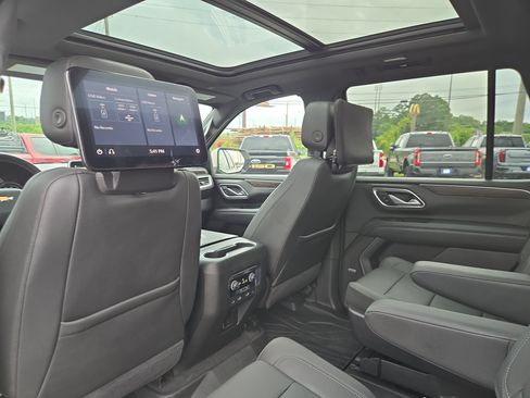 Used 2021 Chevrolet Tahoe LT w/ Rear Media and Nav Package RWD image 15