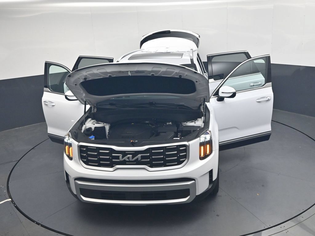 Used 2025 Kia Telluride S AWD/4WD image 46