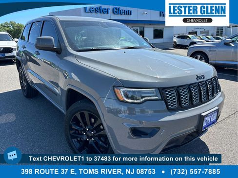 Used 2020 Jeep Grand Cherokee Altitude AWD/4WD image 1