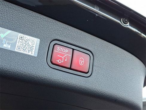 New 2026 Mercedes-Benz GLC 300 4MATIC image 23