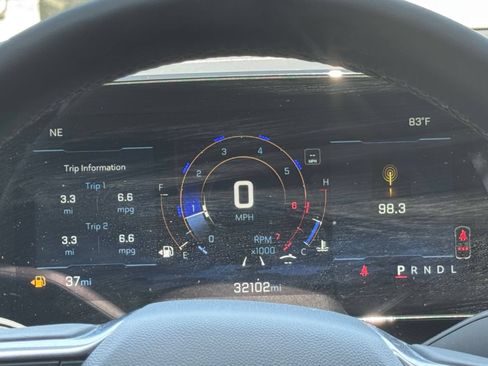 Used 2025 Chevrolet Equinox LT FWD image 39