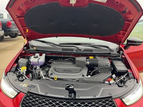 New 2026 Chrysler Pacifica Select AWD/4WD image 49