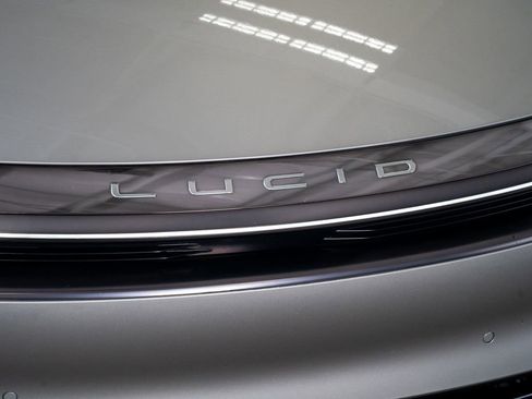 Used 2024 Lucid Air Pure RWD image 6