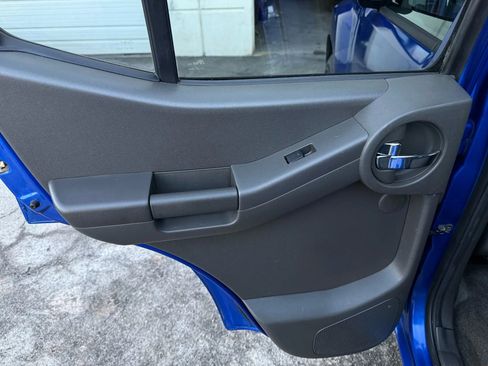 Used 2012 Nissan Xterra PRO-4X image 23