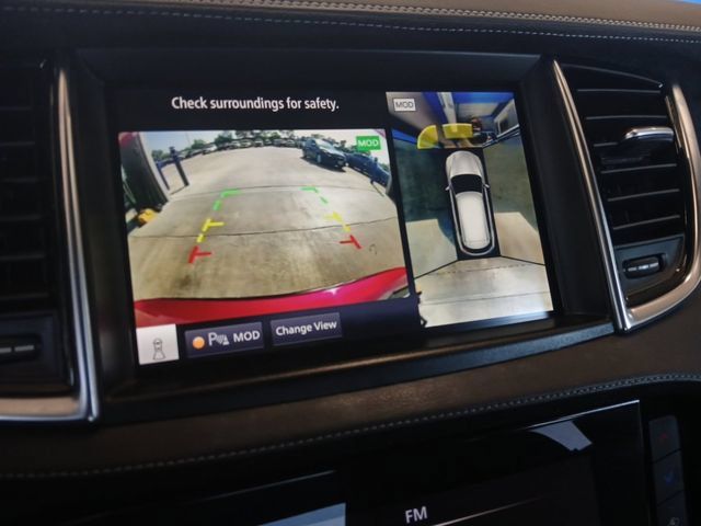 Used 2023 INFINITI QX50 Sensory AWD/4WD image 10