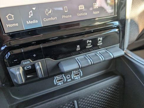 New 2026 RAM 1500 Laramie image 31