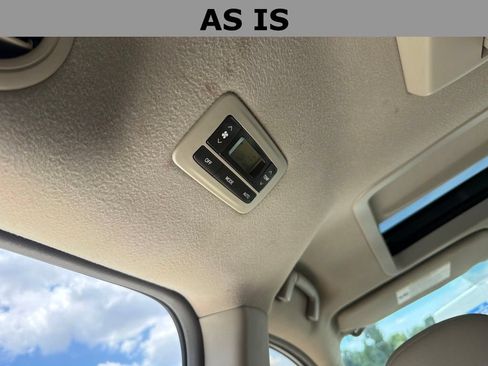 Used 2011 Toyota Sienna XLE w/ Premium Pkg FWD image 15