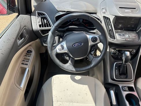 Used 2013 Ford C-MAX SE image 2