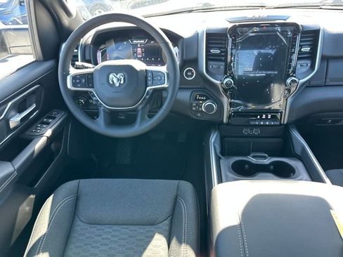 New 2026 RAM 1500 4x4 Crew Cab image 16