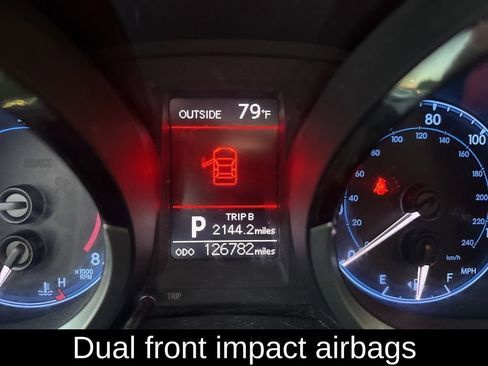 Used 2015 Toyota Corolla S image 11