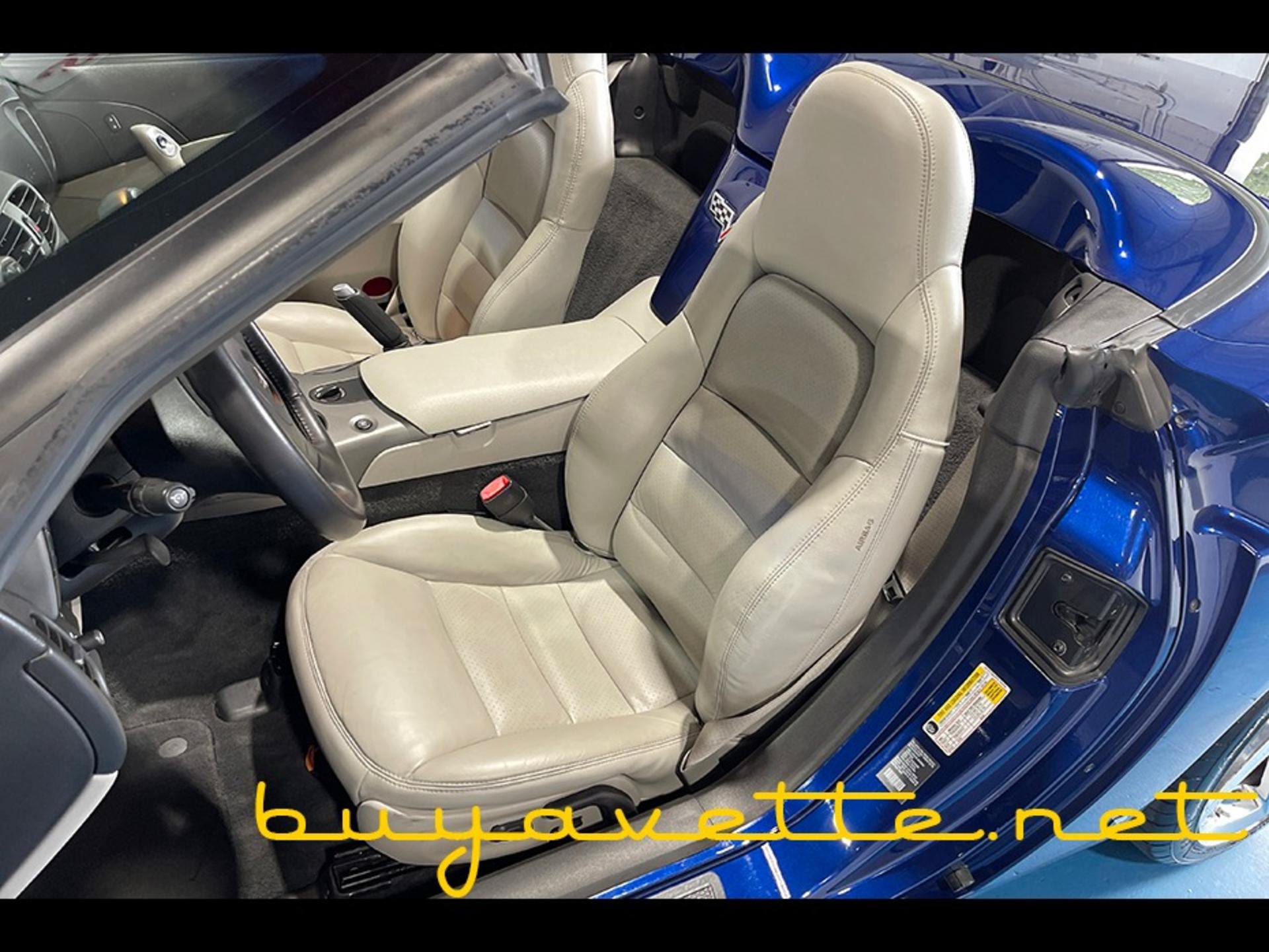 Used 2007 Chevrolet Corvette Convertible w/ Preferred Equipment Group RWD image 20