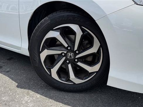 Used 2016 Honda Accord EX-L image 15