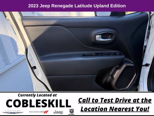Used 2023 Jeep Renegade Latitude AWD/4WD image 6