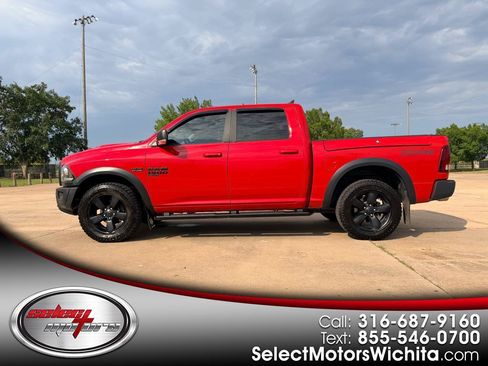 Used 2019 RAM 1500 Warlock AWD/4WD image 1