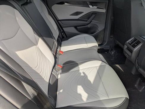 New 2026 Volkswagen Tiguan SE R-Line FWD image 30