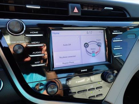Used 2020 Toyota Camry SE FWD image 20