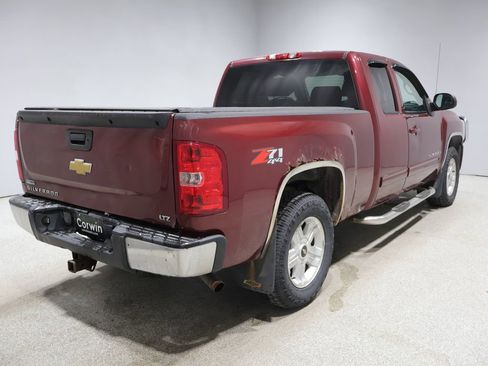 Used 2009 Chevrolet Silverado 1500 LTZ w/ Suspension Package, Off-Road AWD/4WD image 2