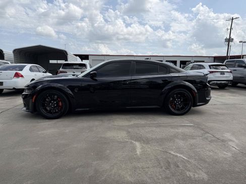 Used 2022 Dodge Charger SRT Hellcat RWD image 13