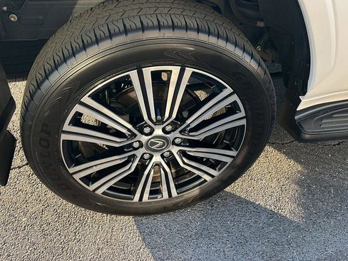 Certified 2025 Lexus LX 600 4WD w/ Accessory Package (Z1) image 42