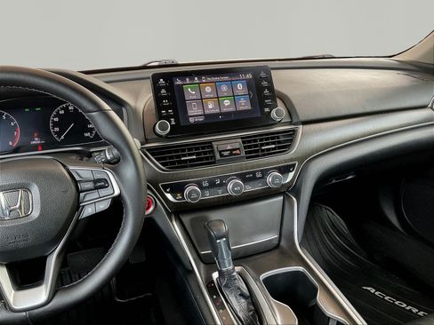 Used 2018 Honda Accord EX-L image 9