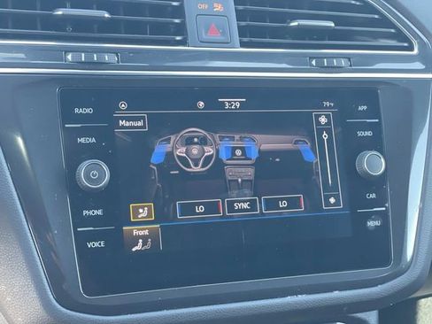 Used 2023 Volkswagen Tiguan SE R-Line FWD image 15