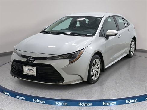 Certified 2024 Toyota Corolla LE image 2
