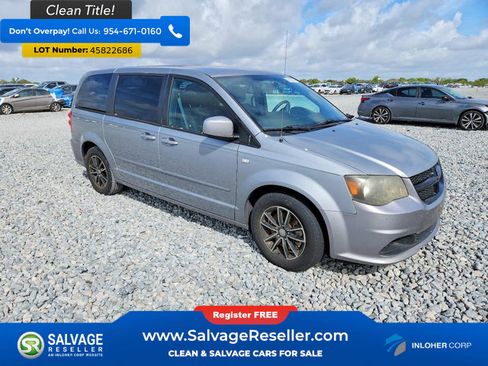 Used 2014 Dodge Grand Caravan SE image 5