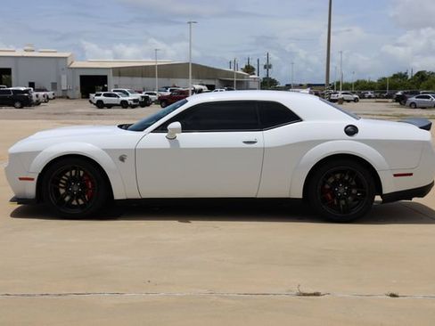 Used 2023 Dodge Challenger SRT Hellcat RWD image 4
