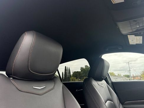 Used 2019 Cadillac XT4 Sport w/ Driver Awareness Package FWD image 17