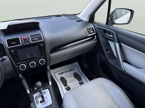 Used 2017 Subaru Forester 2.5i Limited image 12