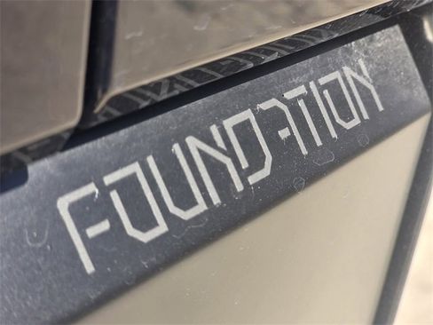 Used 2024 Tesla Cybertruck AWD Crew Cab image 7