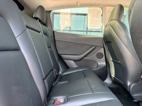 Used 2022 Tesla Model Y Performance AWD/4WD image 15