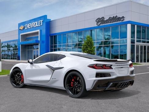 Used 2026 Chevrolet Corvette Z06 RWD image 4