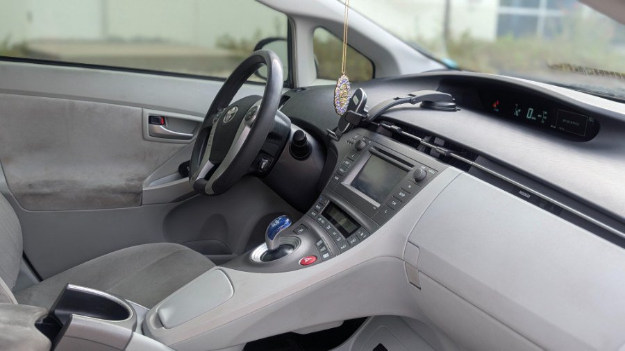 Used 2013 Toyota Prius Two FWD image 16