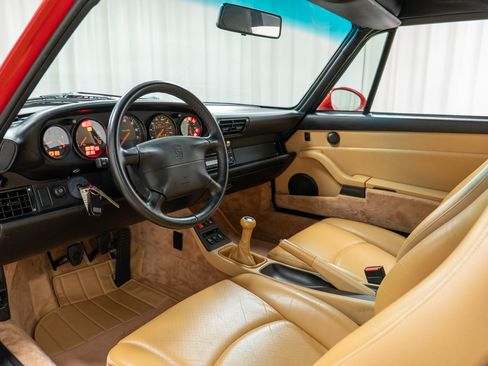Used 1997 Porsche 911 Carrera RWD image 4