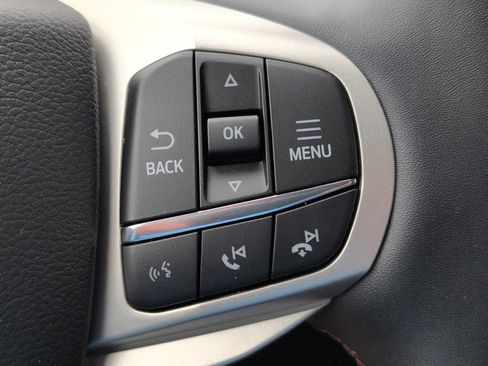 New 2026 Ford Explorer Active RWD image 22