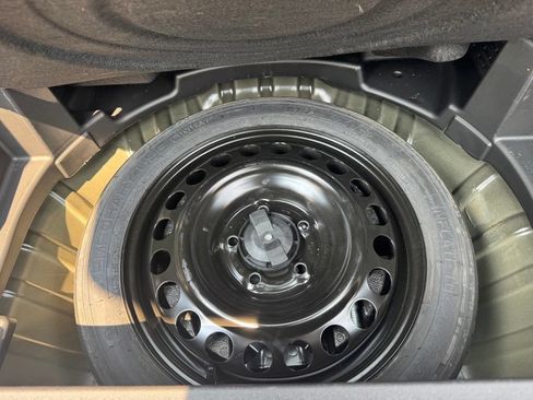 Certified 2023 Chevrolet Equinox RS AWD/4WD image 12
