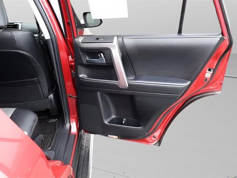 Certified 2022 Toyota 4Runner SR5 Premium w/ Moonroof Package image 17