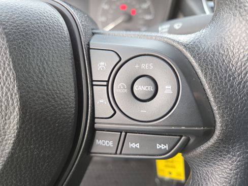 Certified 2025 Toyota Corolla LE image 25