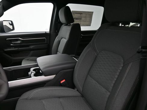 New 2026 RAM 1500 4x4 Crew Cab image 19