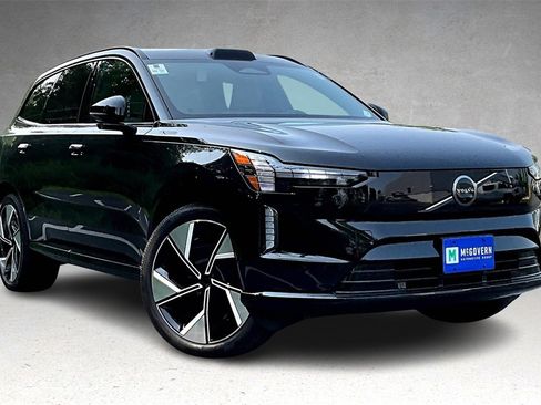 New 2025 Volvo EX90 Plus image 2