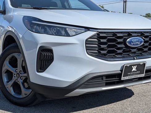 Used 2025 Ford Escape ST-Line FWD image 9