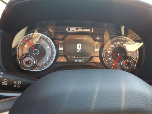 Used 2021 RAM 1500 Limited w/ Body Color Bumper Group image 23